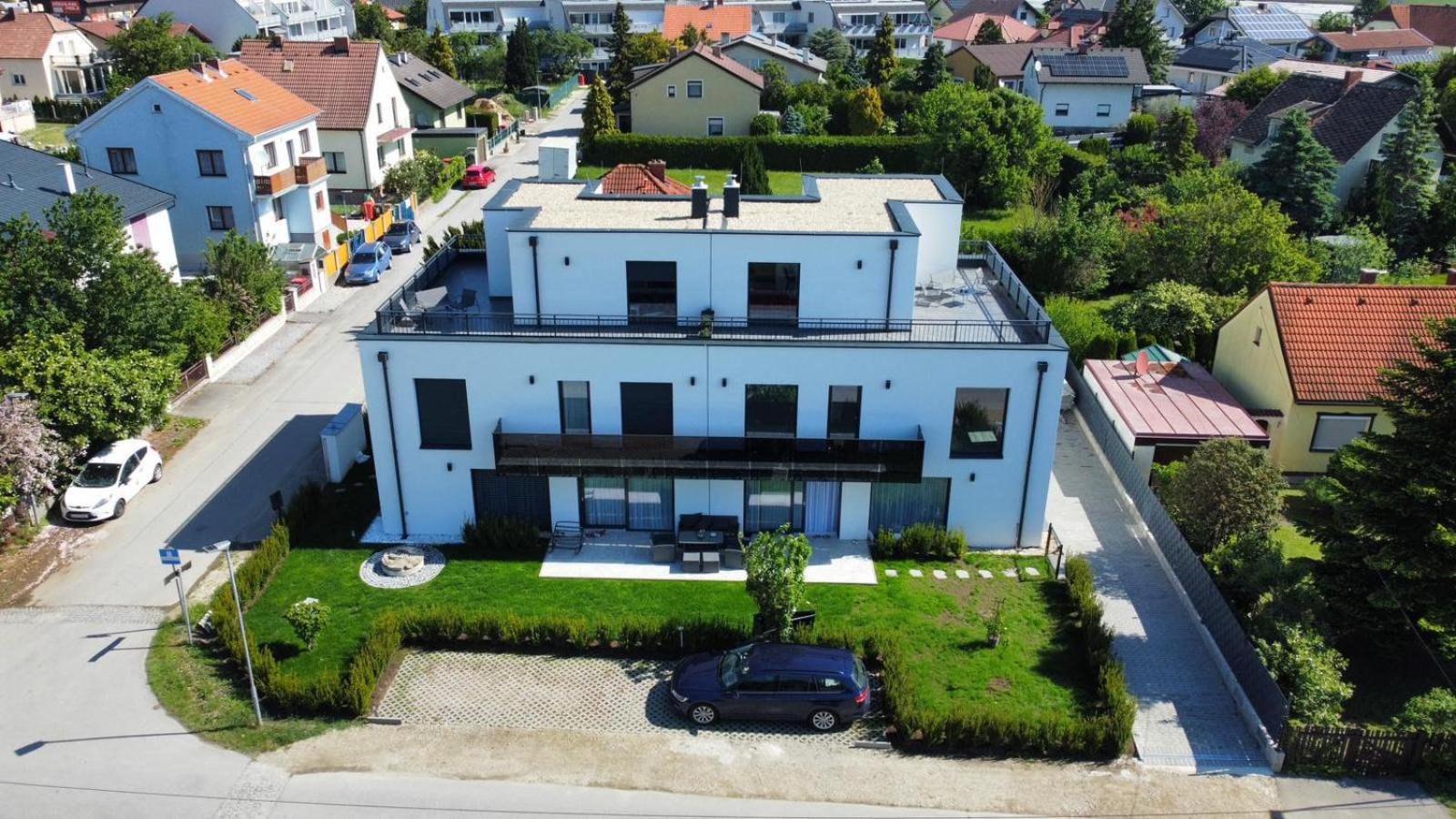 Weisses Haus Gerasdorf bei Wien Exterior foto